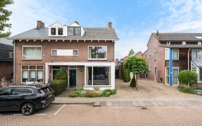 Maatschapslaan 6
