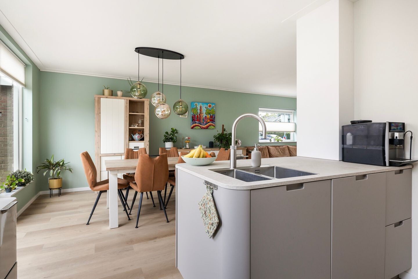 Hoekwoning te koop: Zuster Spinhovenlaan 6, Bunnik