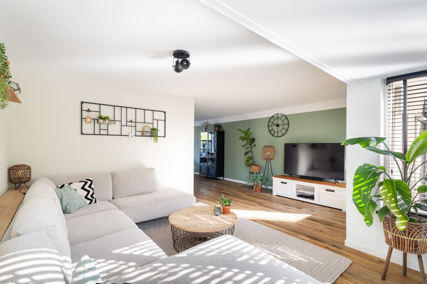 Tussenwoning te koop: Nieuwendaal 34, Werkhoven