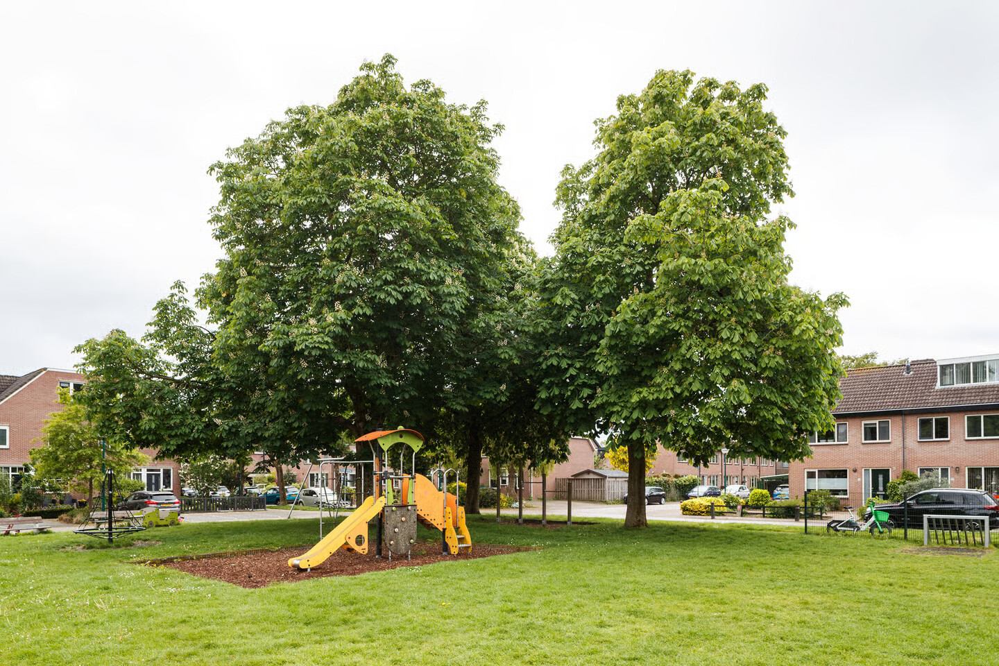 Tussenwoning te koop: De Stalen Boog 24, Werkhoven