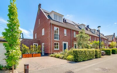 Meester Van Rooijenplein 5