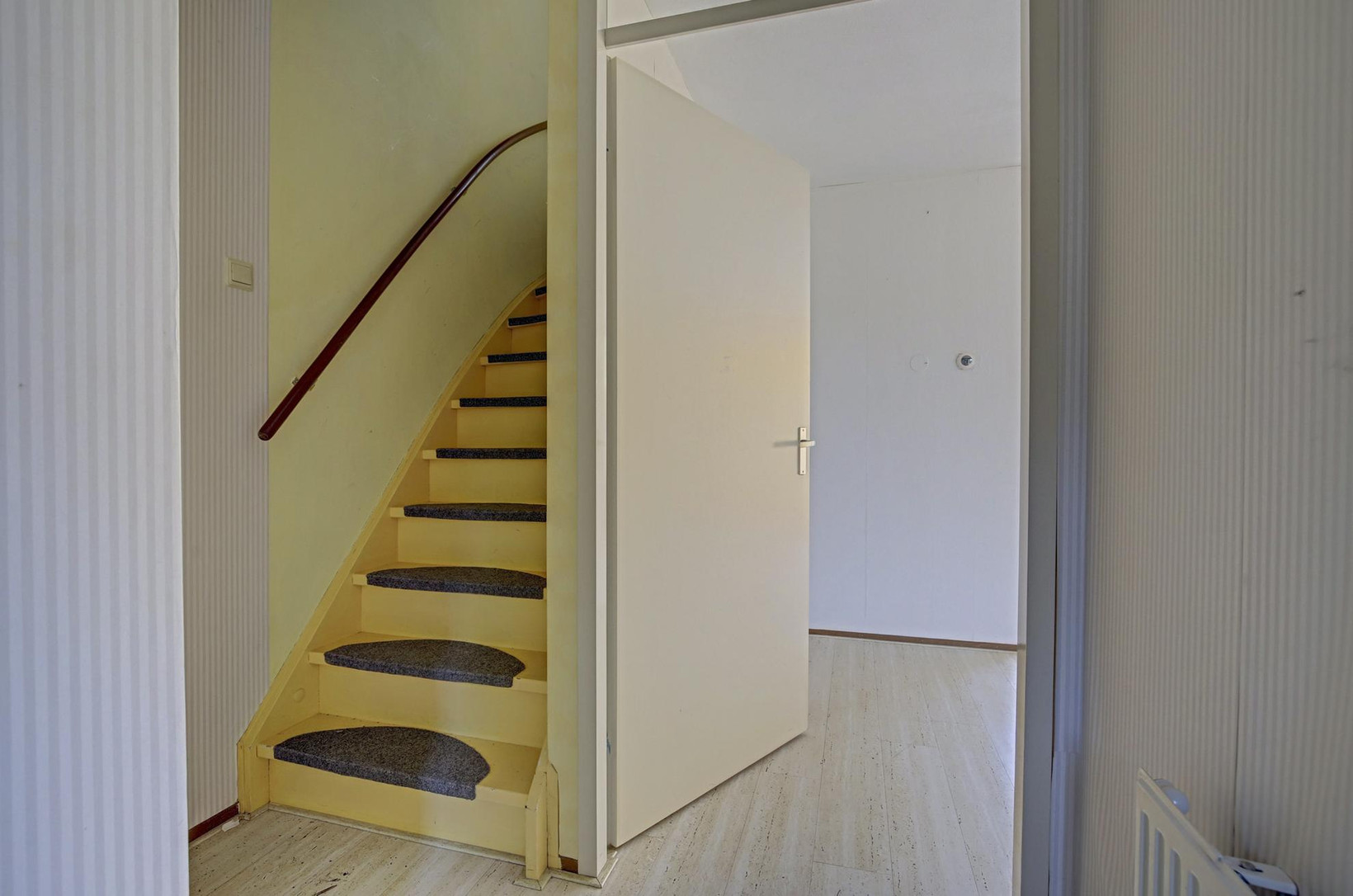 Tussenwoning te koop: Romeinenpoort 33, Houten