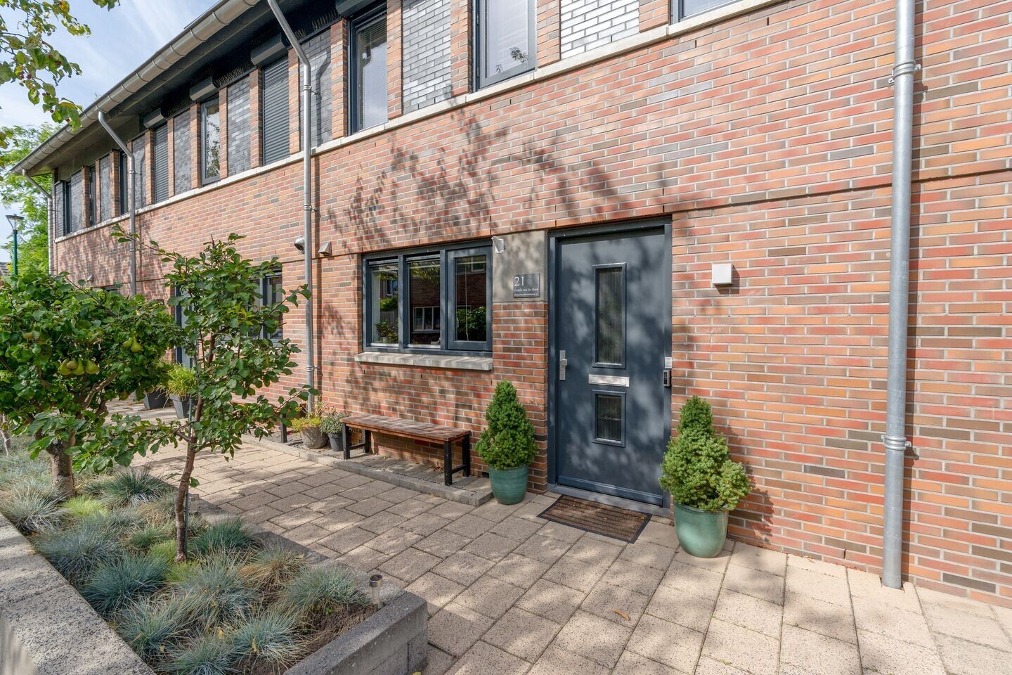 Tussenwoning te koop: Kastanjehout 21, Houten