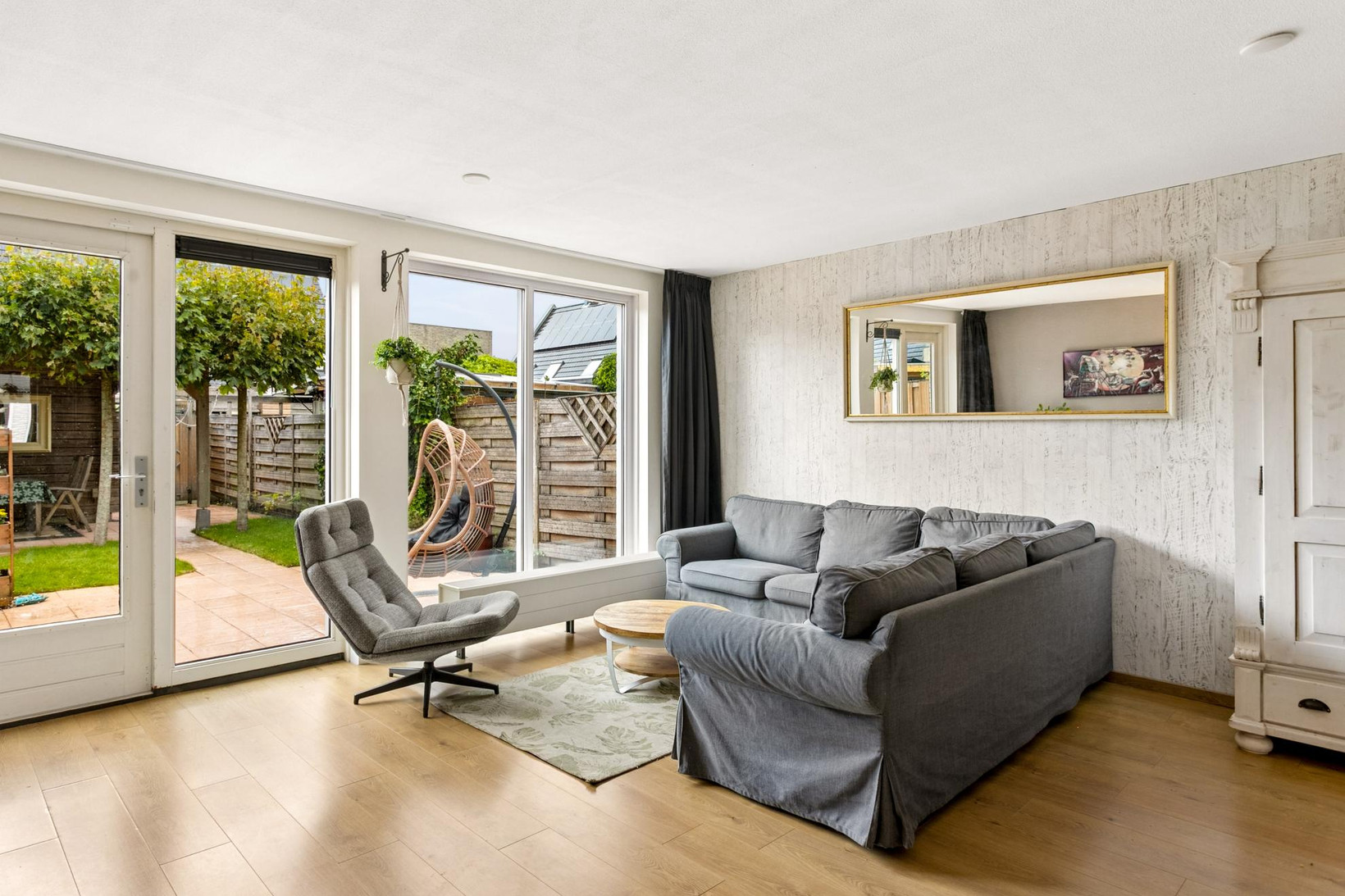 Tussenwoning te koop: Hofmuur 10, Houten