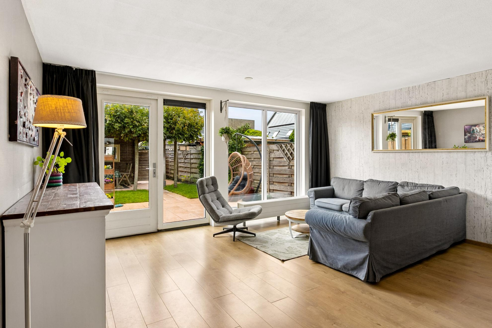 Tussenwoning te koop: Hofmuur 10, Houten