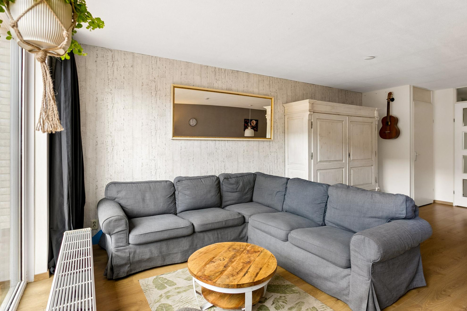 Tussenwoning te koop: Hofmuur 10, Houten