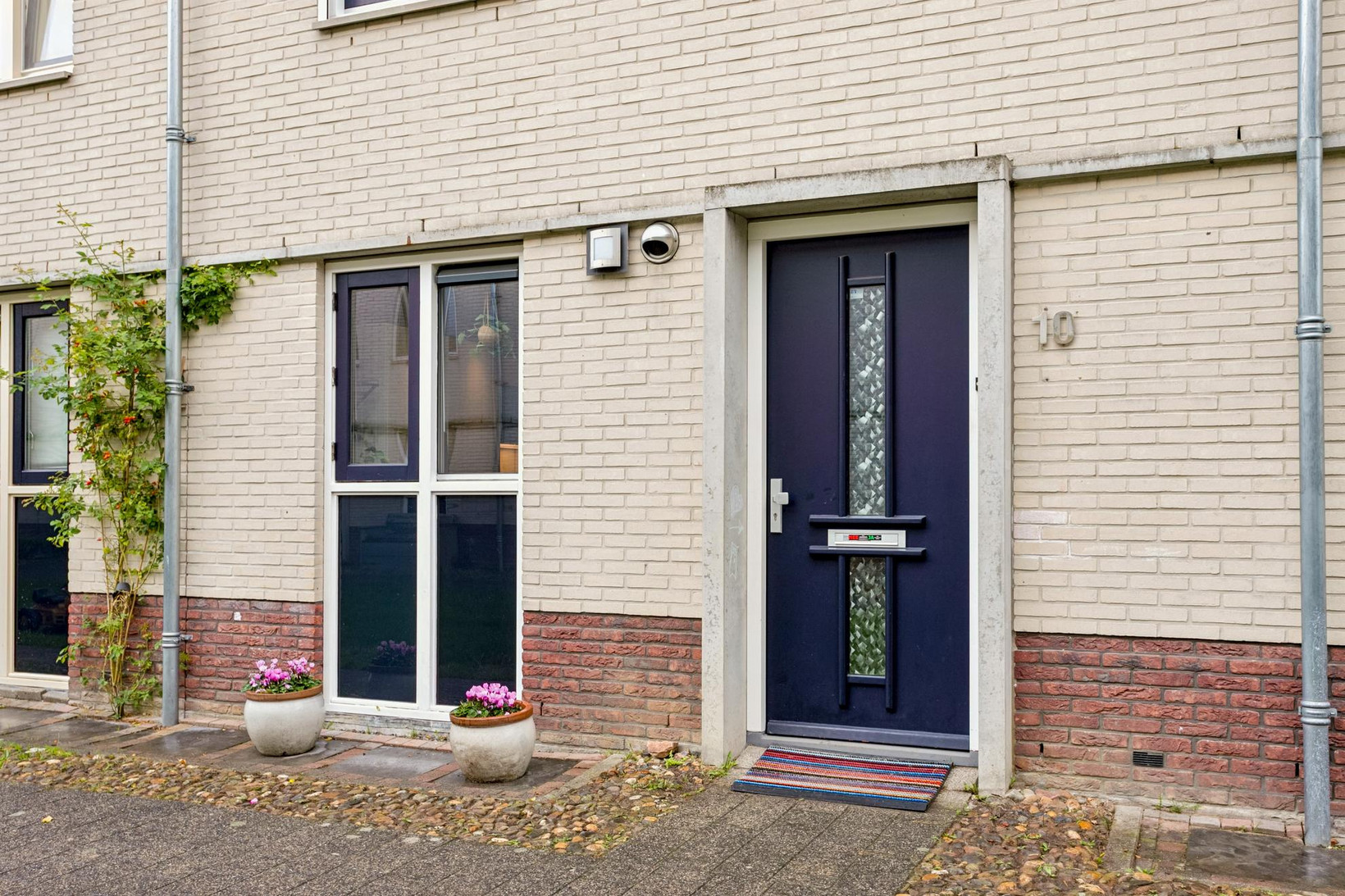 Tussenwoning te koop: Hofmuur 10, Houten