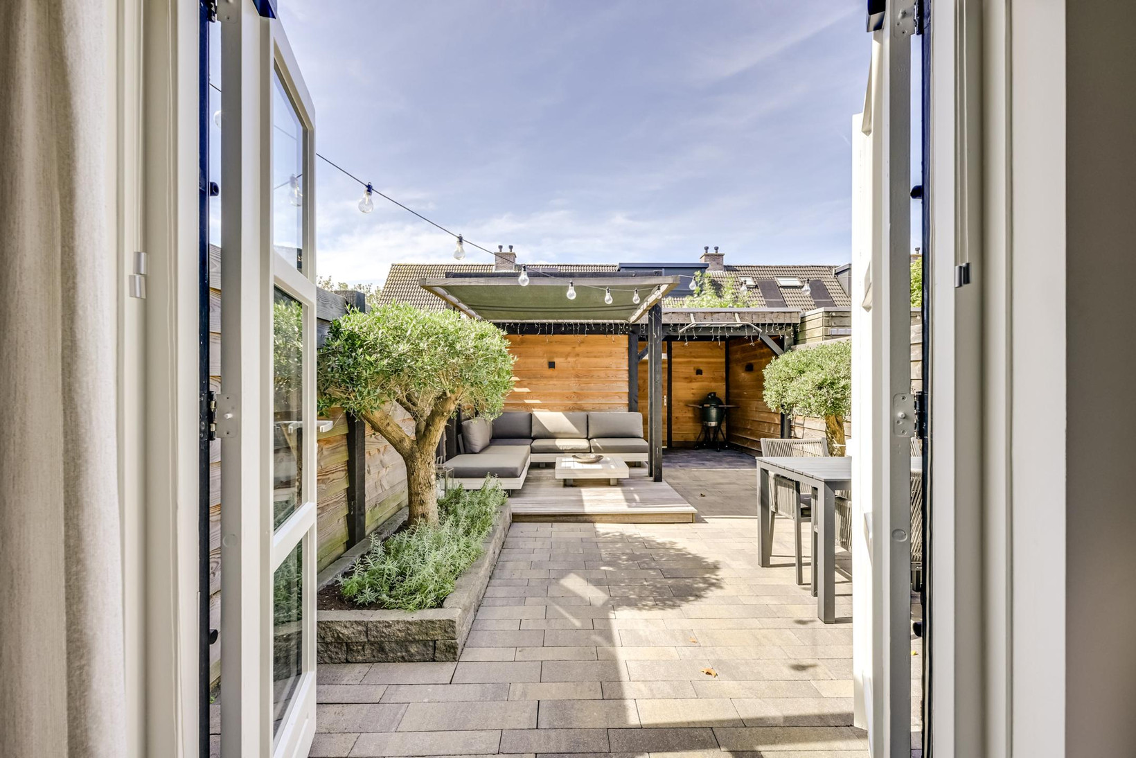 Tussenwoning te koop: Edelsteen 184, Houten