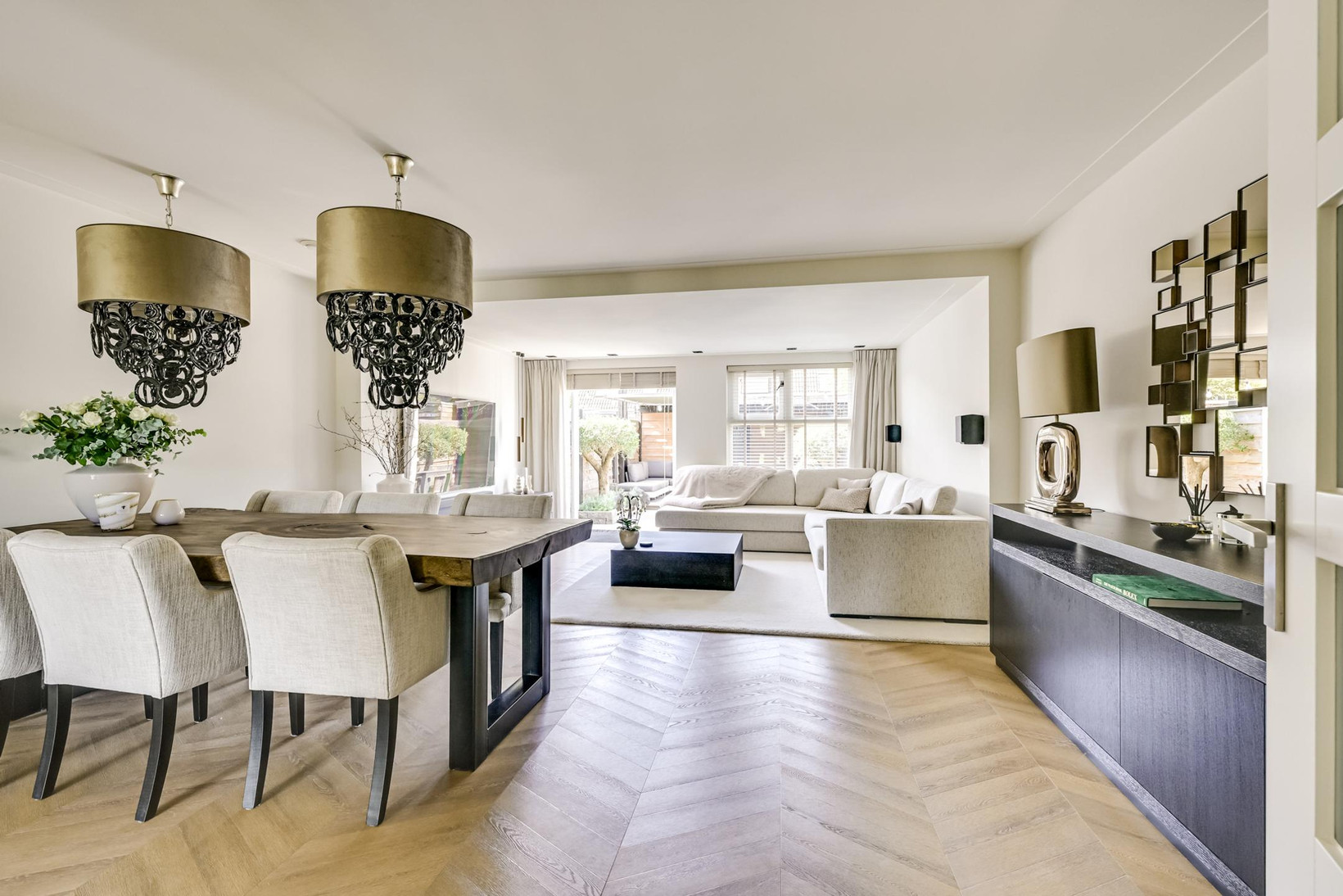Tussenwoning te koop: Edelsteen 184, Houten