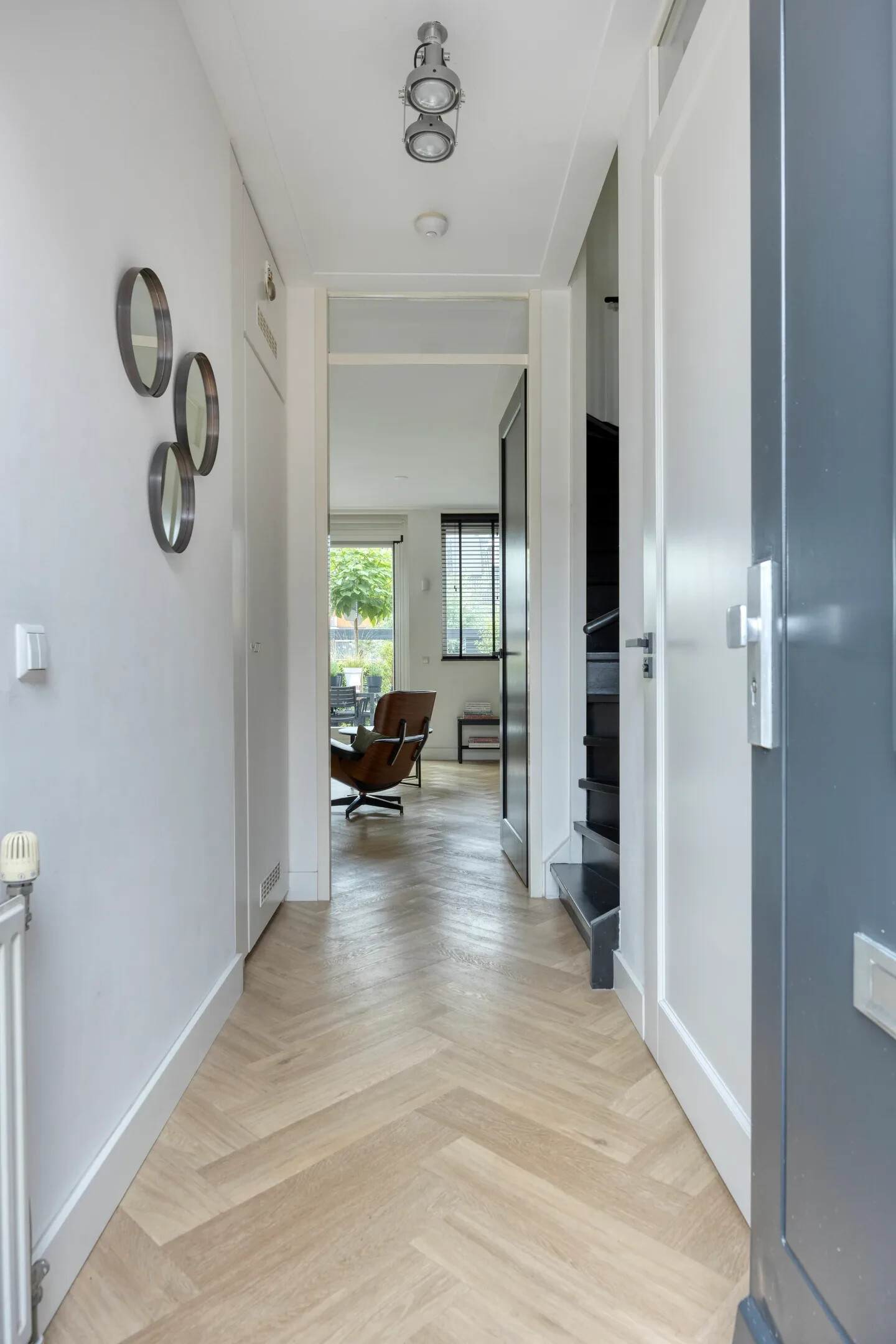Tussenwoning te koop: Kanaalmuur 3, Houten