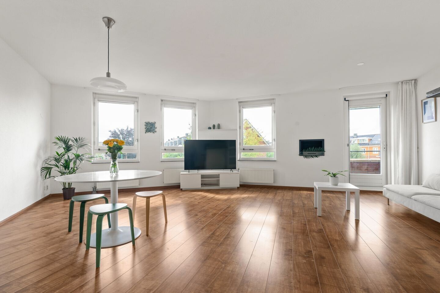 Appartement te koop: Galerijmuur 36, Houten