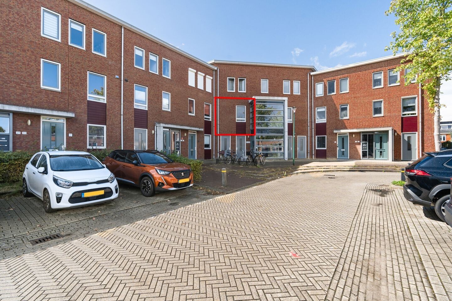 Appartement te koop: Galerijmuur 36, Houten