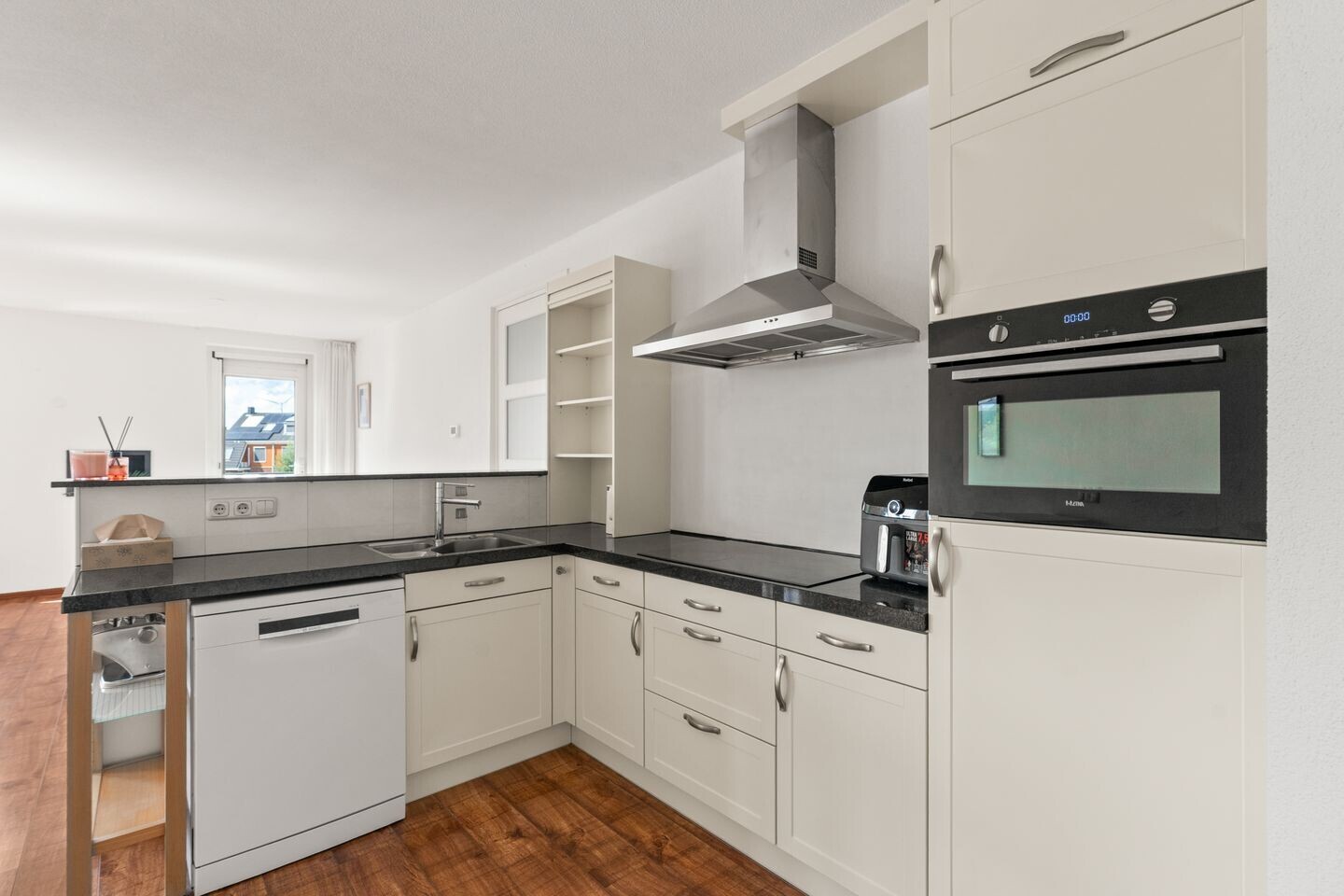 Appartement te koop: Galerijmuur 36, Houten