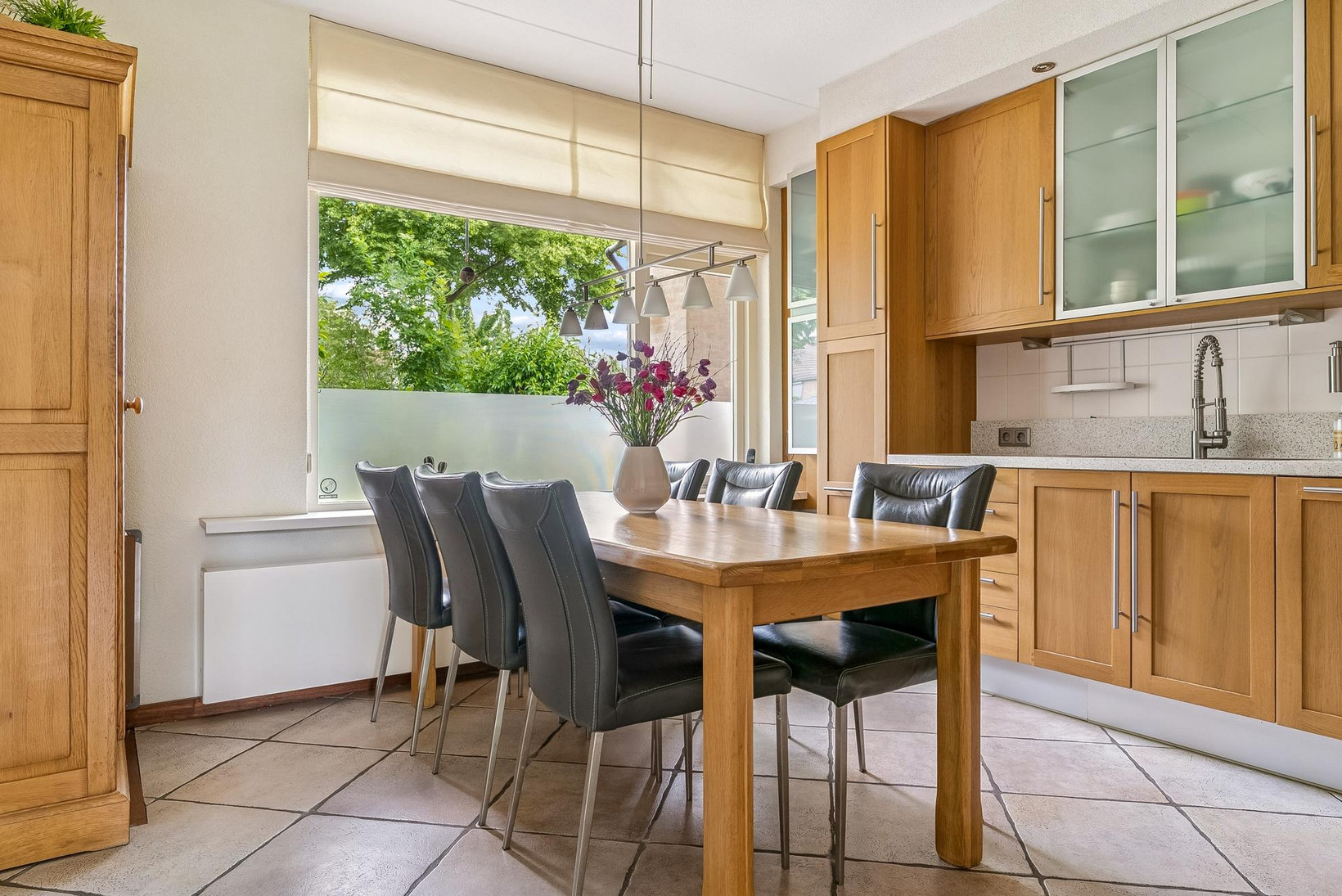 Tussenwoning te koop: Schuilhoeve 40, Houten
