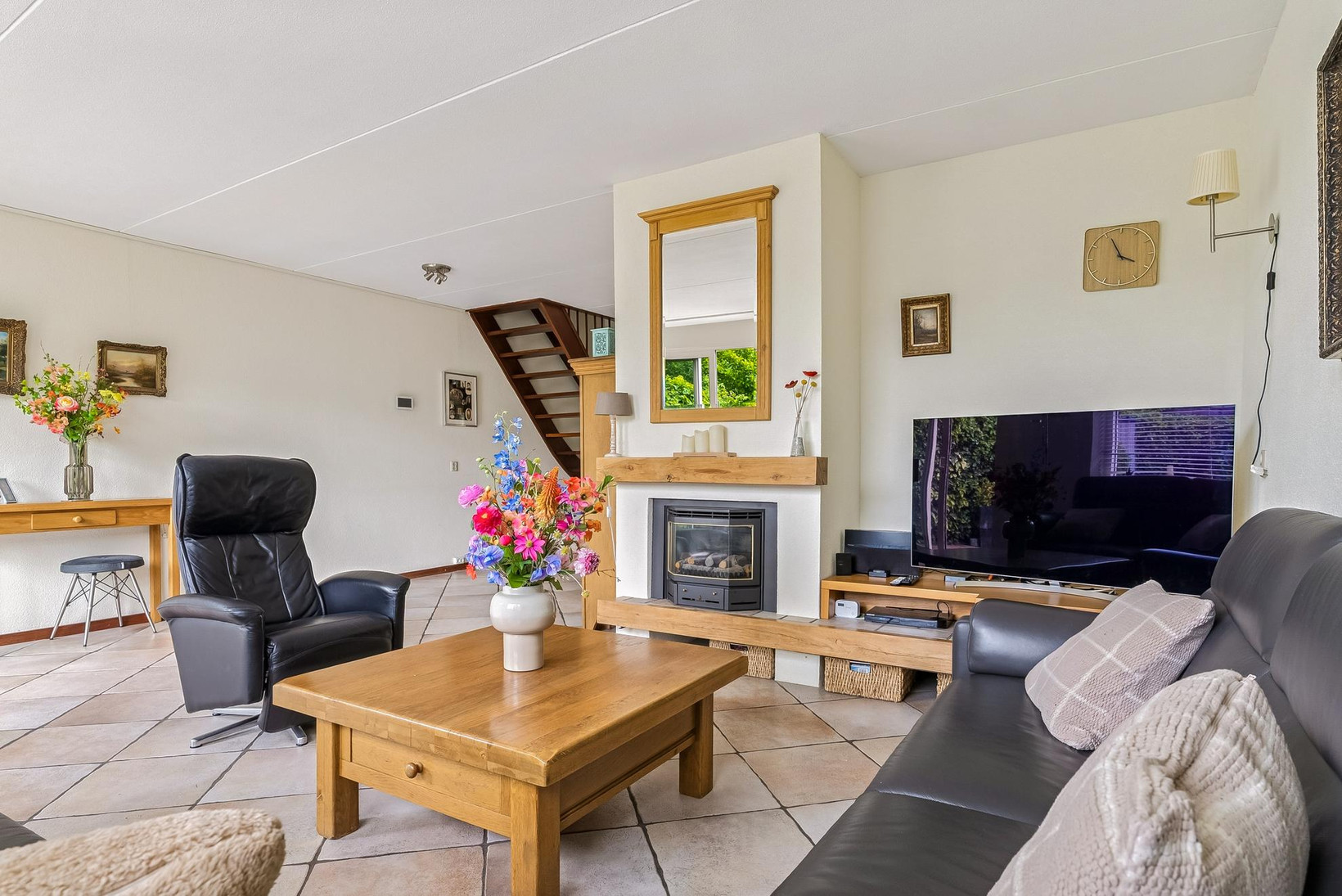 Tussenwoning te koop: Schuilhoeve 40, Houten