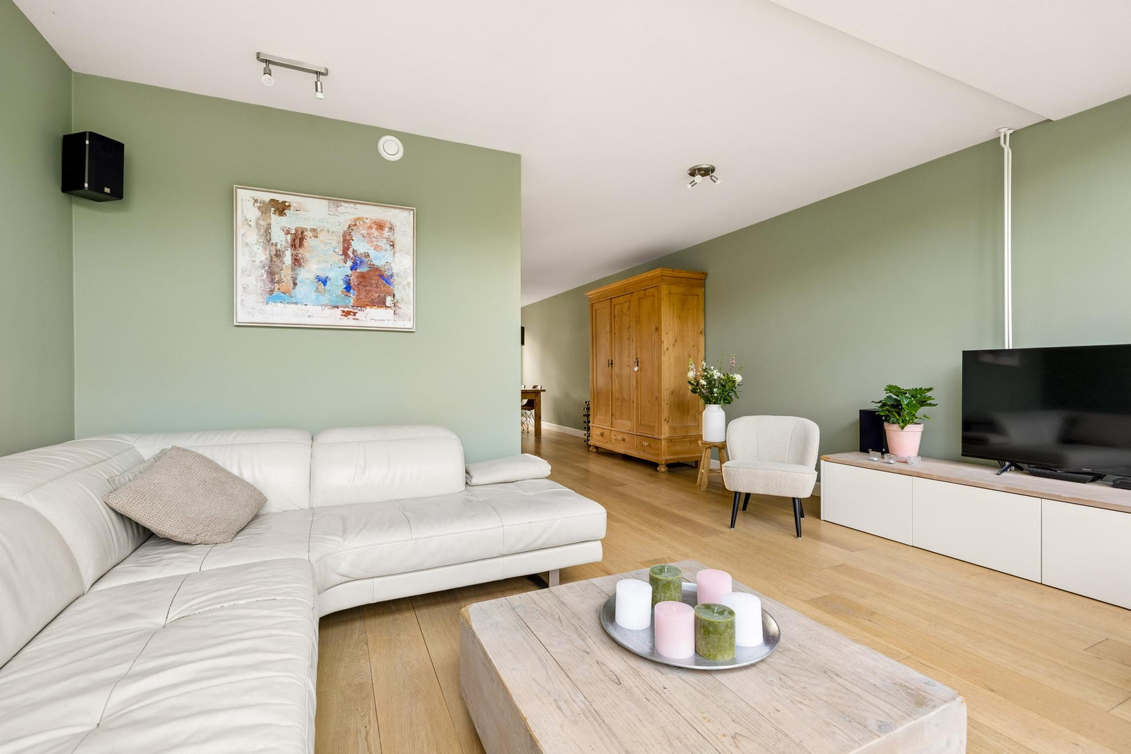 Tussenwoning te koop: Schegcamp 30, Houten