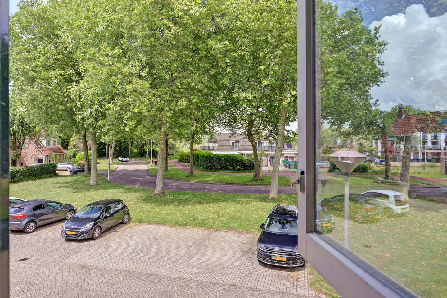 Tussenwoning te koop: Spoorhaag 4, Houten