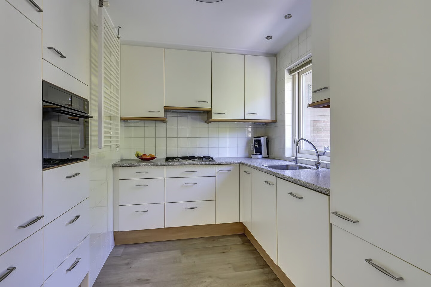 Hoekwoning te koop: Leeuwerikweide 2, Houten