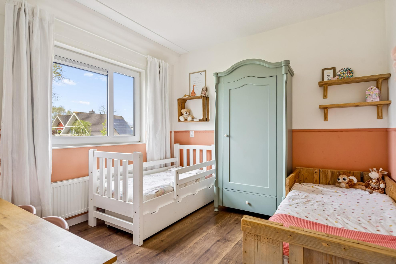 Tussenwoning te koop: Roerdompweide 4, Houten