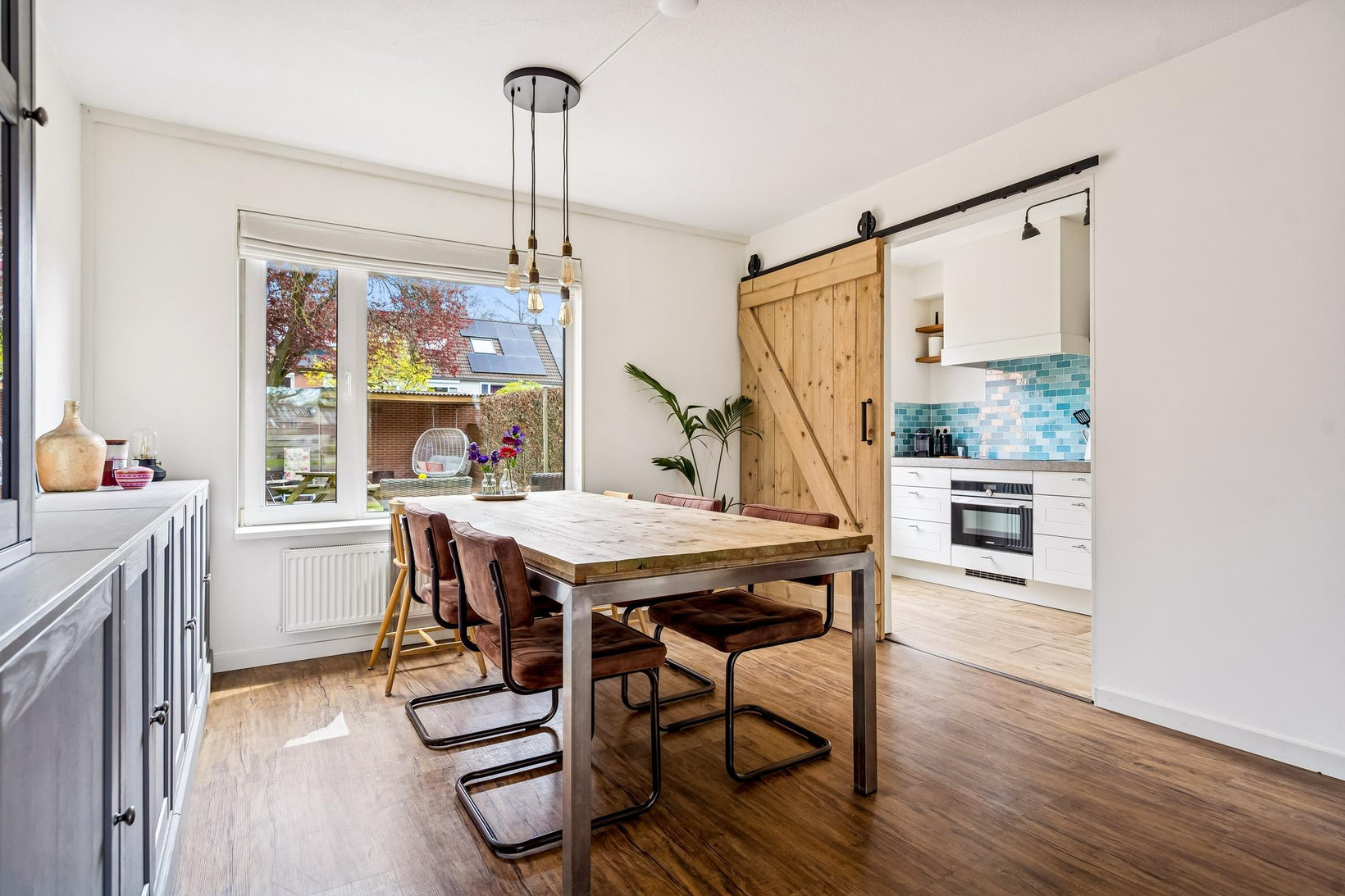 Tussenwoning te koop: Roerdompweide 4, Houten