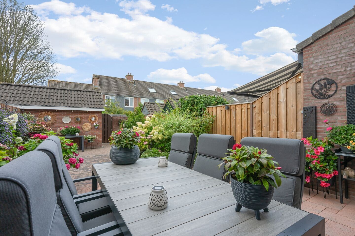 Tussenwoning te koop: Salamandersloot 10, Houten