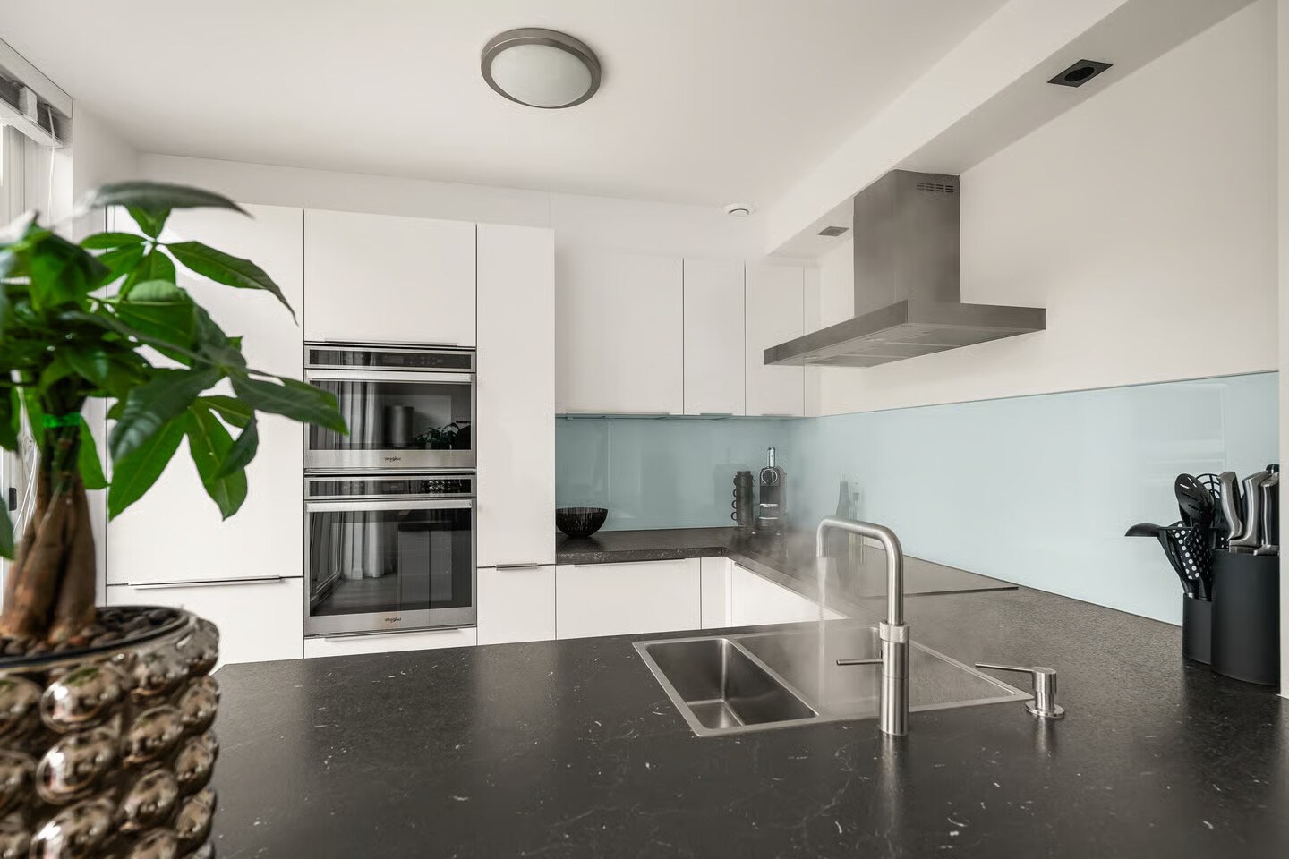 Tussenwoning te koop: Salamandersloot 10, Houten