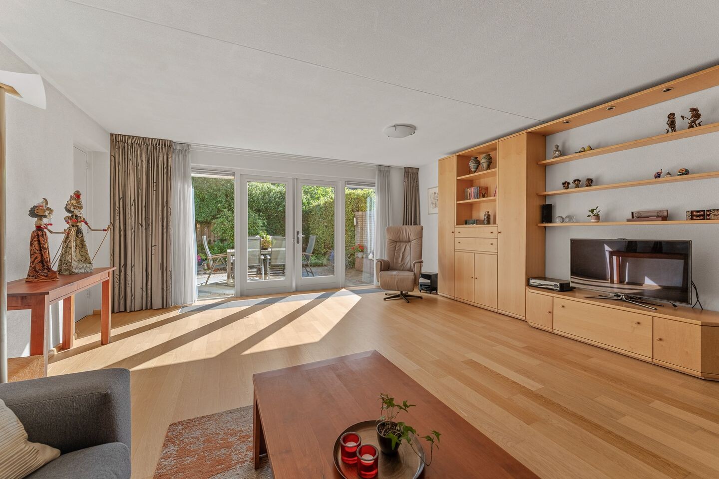 Tussenwoning te koop: Koningsspoor 11, Houten