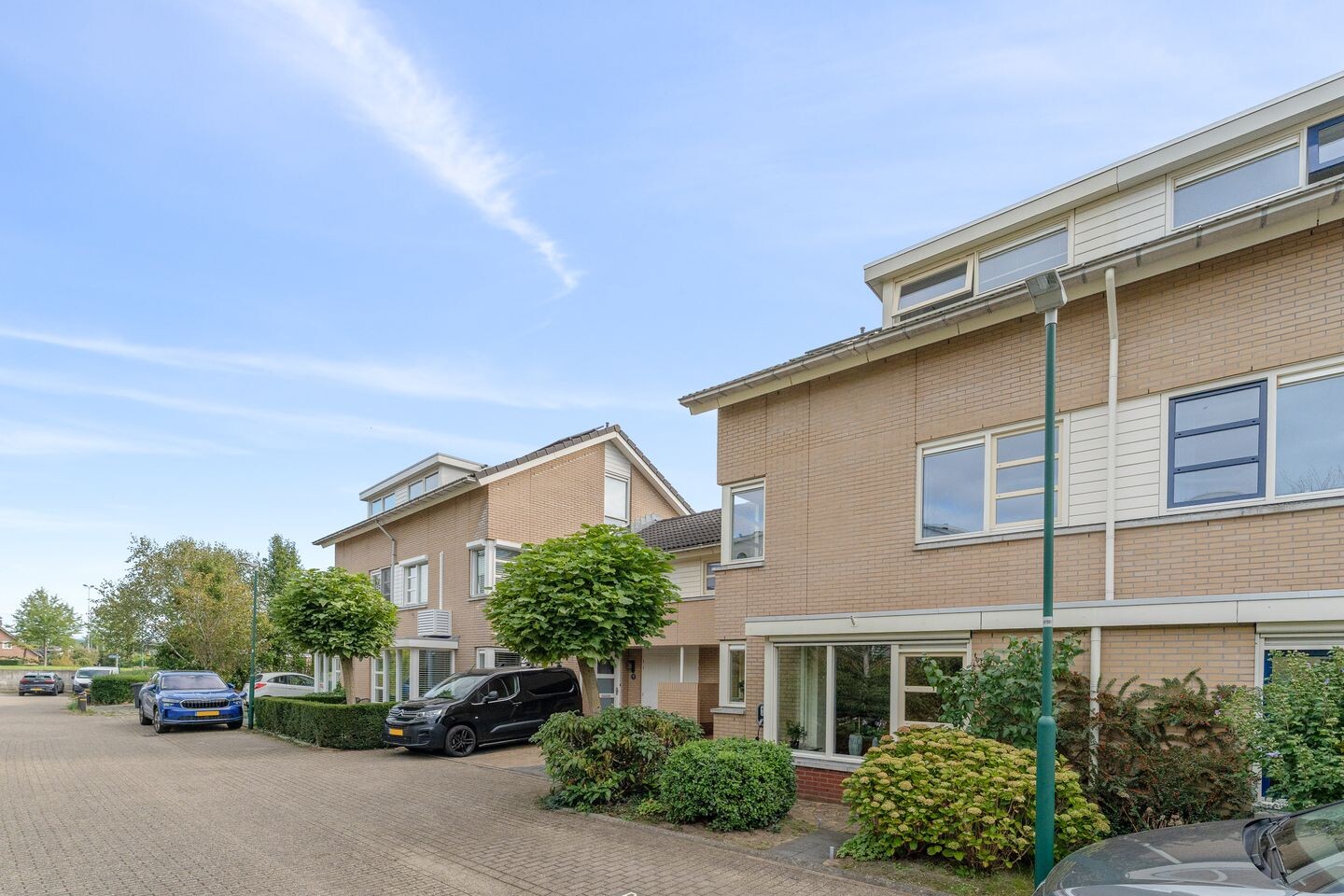 Tussenwoning te koop: Koningsspoor 11, Houten