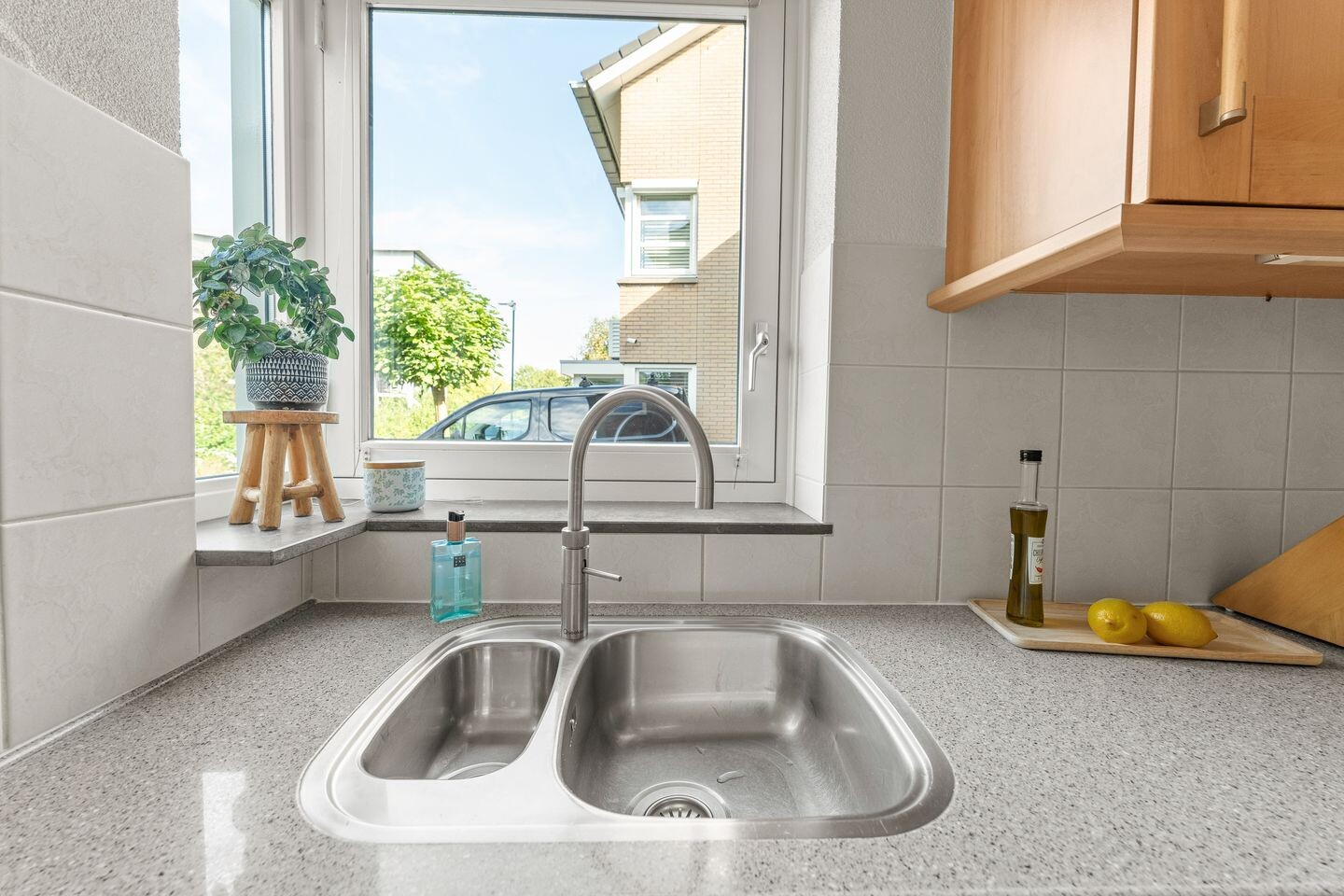 Tussenwoning te koop: Koningsspoor 11, Houten