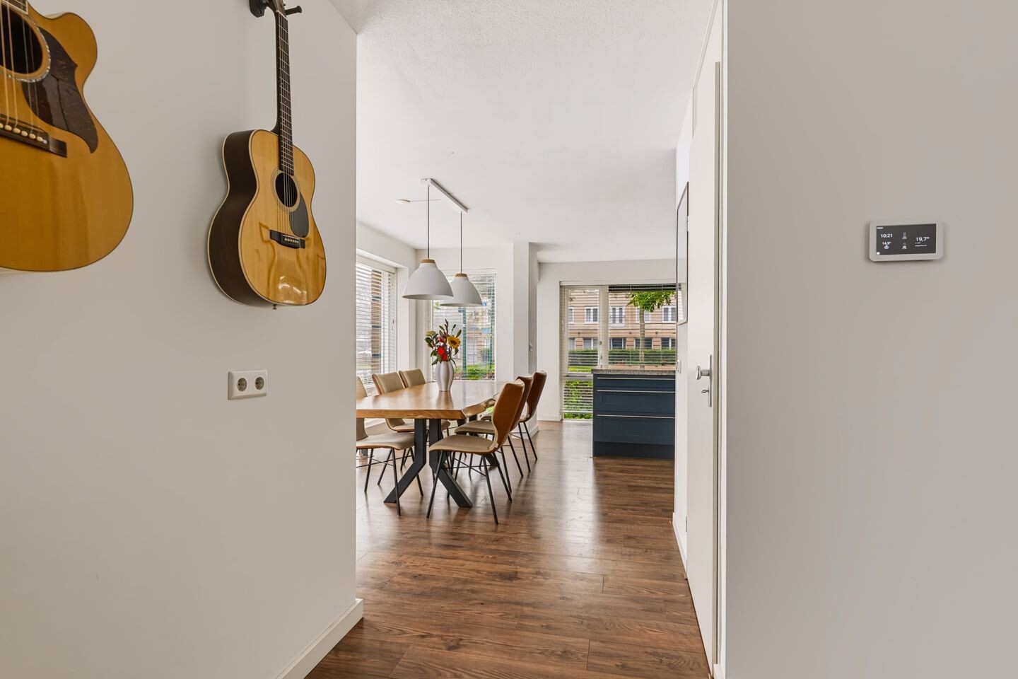 Hoekwoning te koop: Fluweelmos 1, Houten