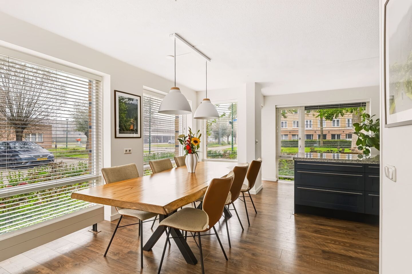 Hoekwoning te koop: Fluweelmos 1, Houten