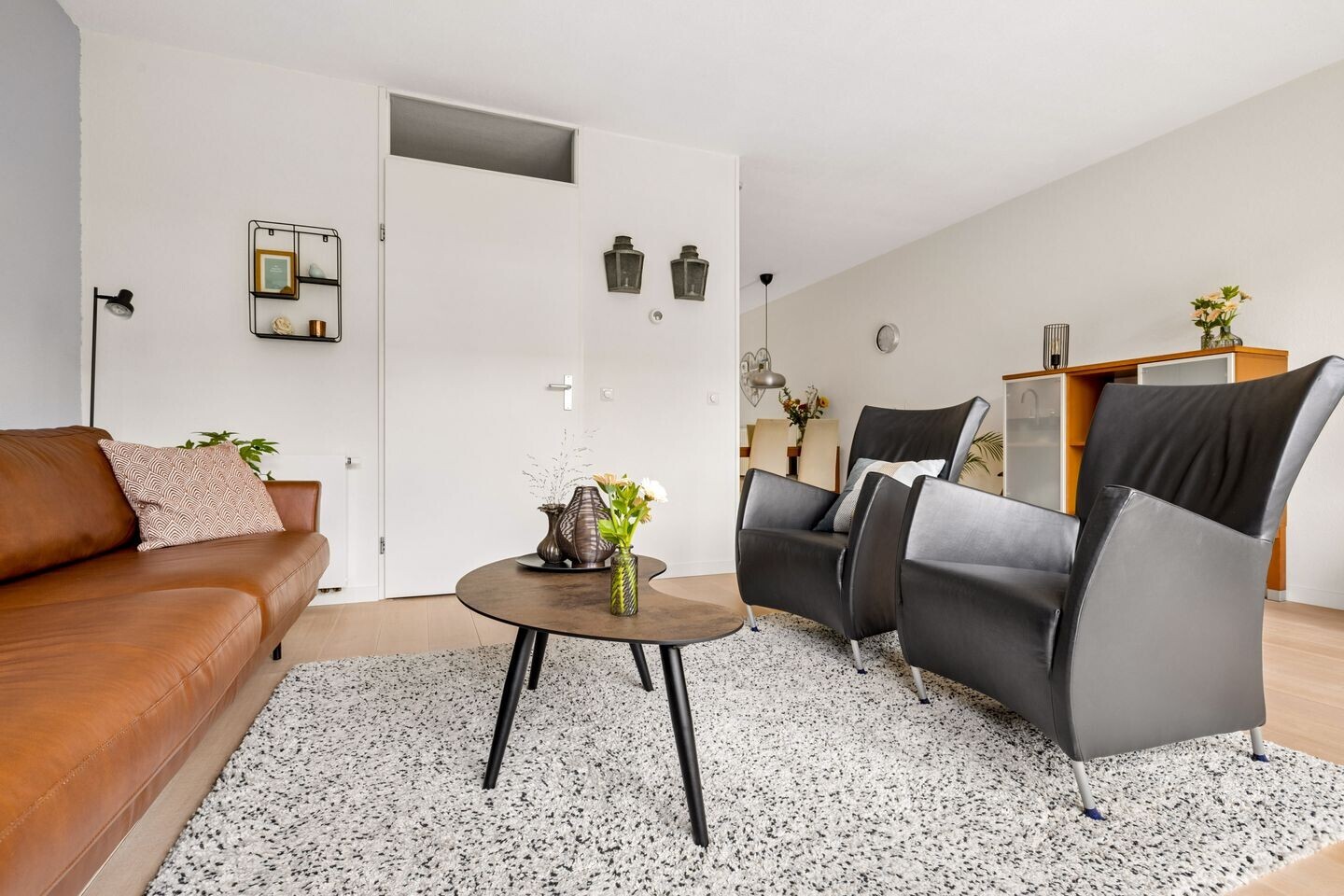 Hoekwoning te koop: Bladmos 50, Houten