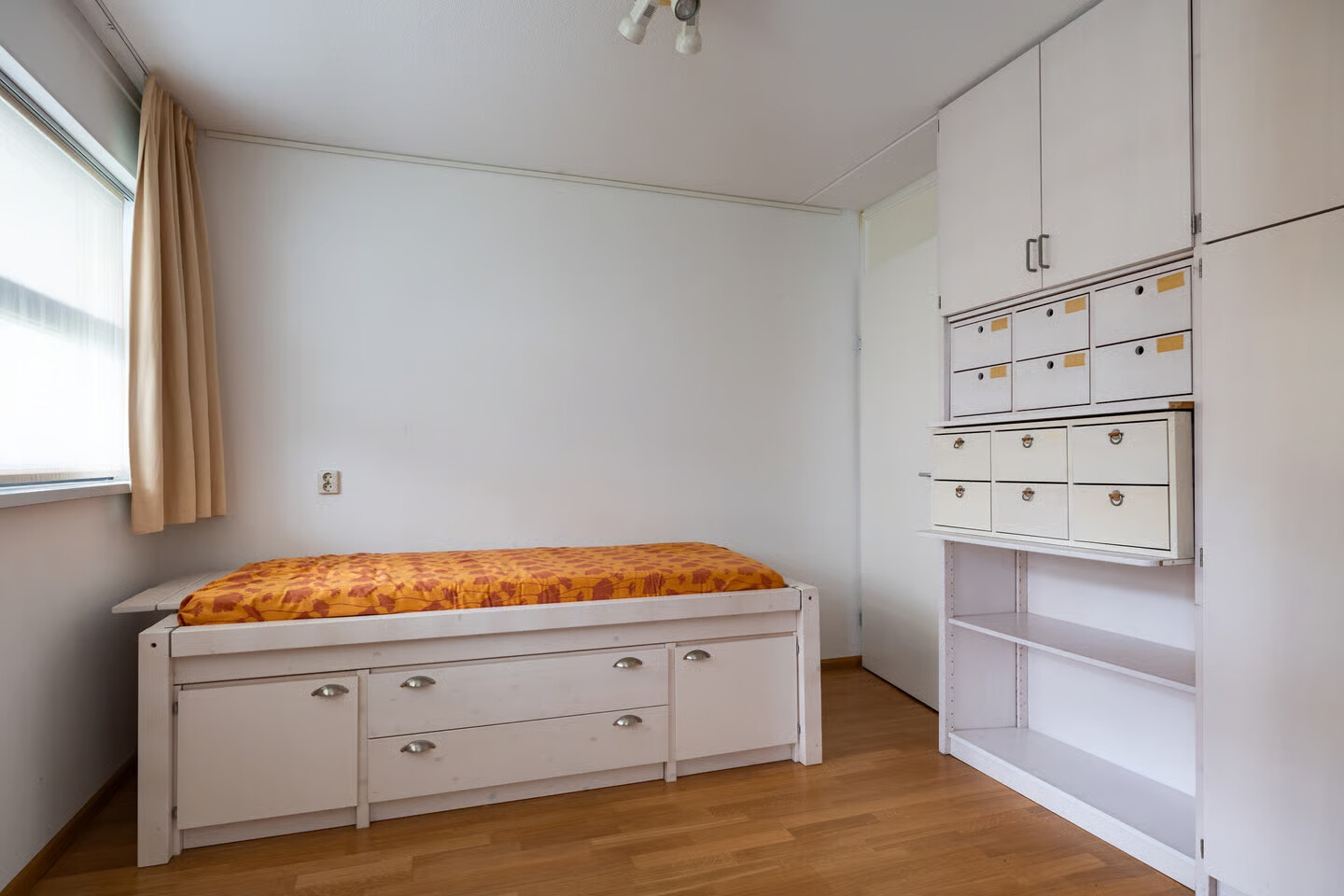 Appartement te koop: Parelgras 46, Houten
