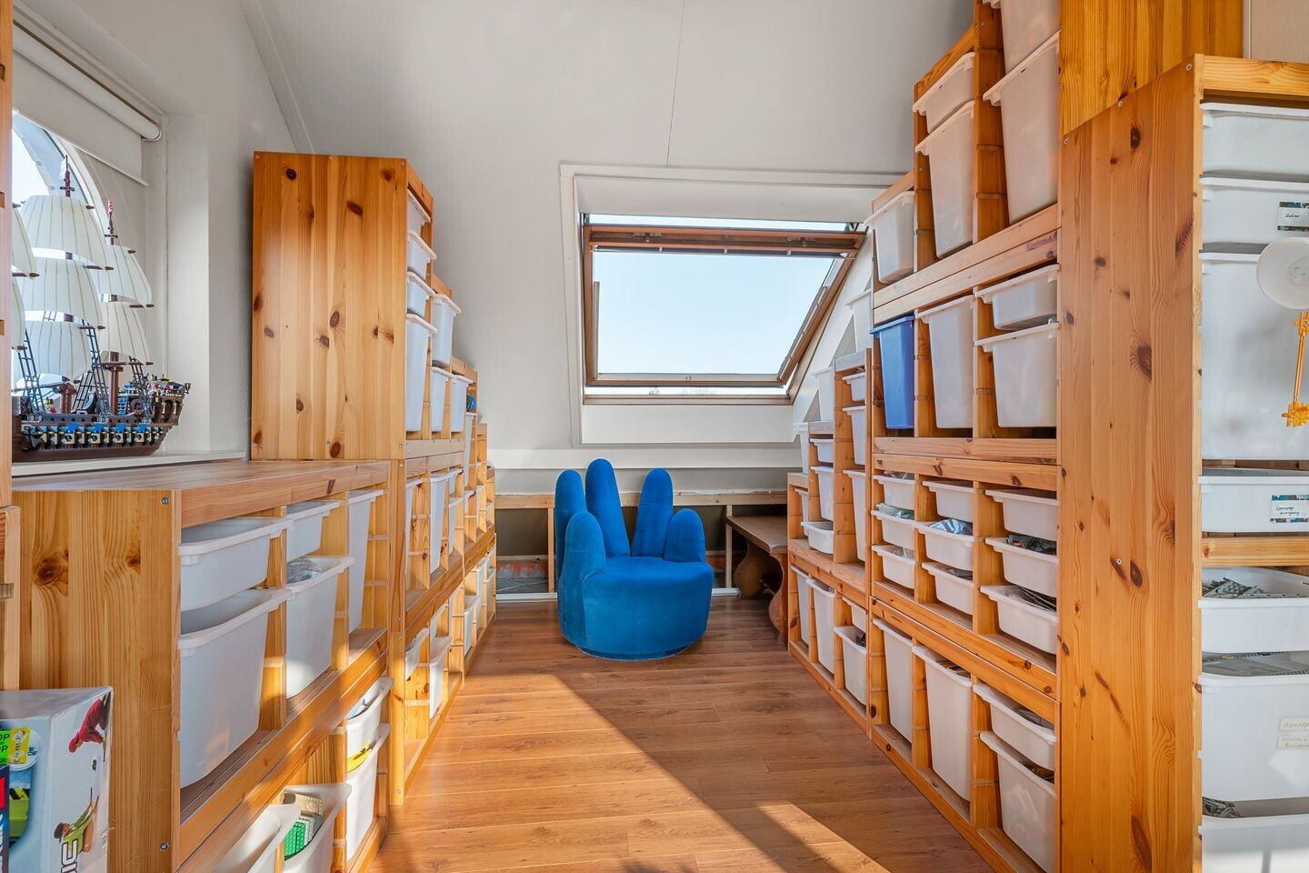 Hoekwoning te koop: Standenland 10, Houten