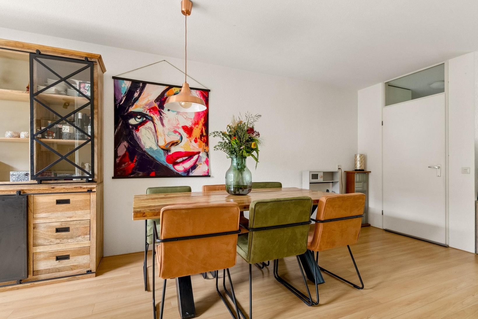 Tussenwoning te koop: Timmermansgilde 8, Houten