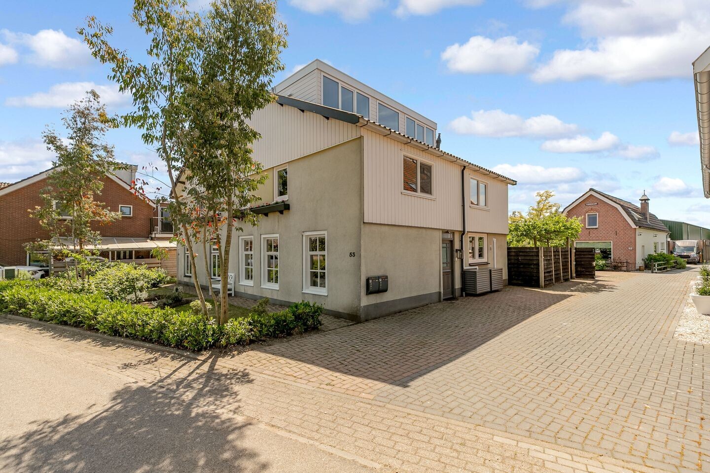 Twee-onder-één-kap te koop: Overeind 53, Schalkwijk
