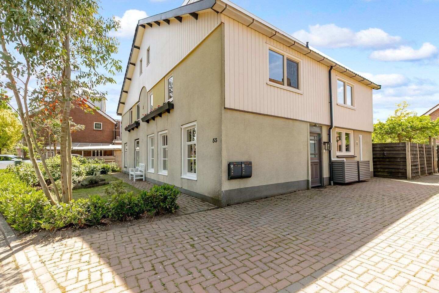 Twee-onder-één-kap te koop: Overeind 53, Schalkwijk