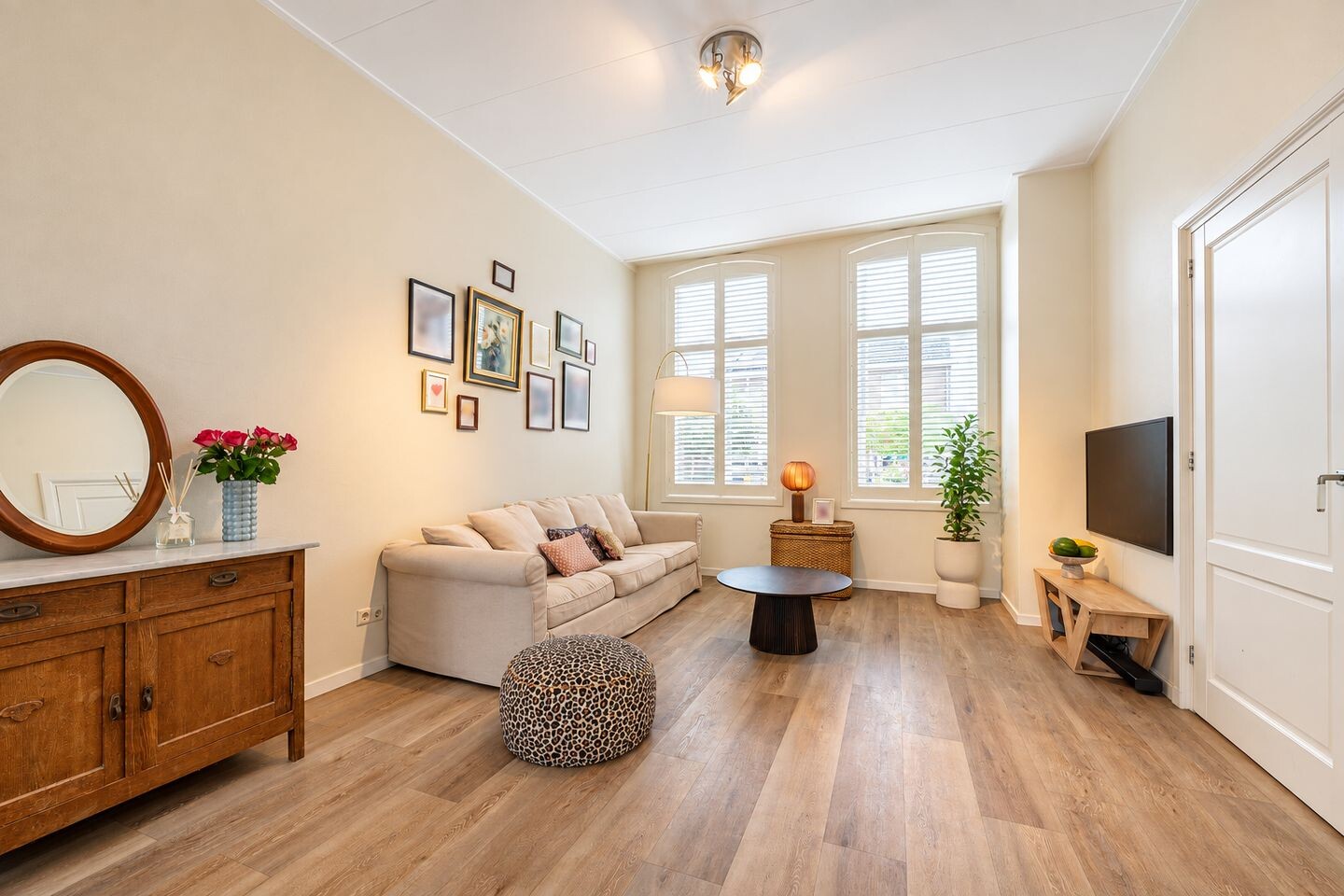 Tussenwoning te koop: Prinses Beatrixlaan 13, Tiel