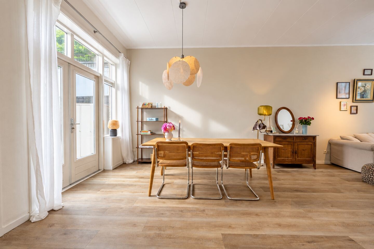 Tussenwoning te koop: Prinses Beatrixlaan 13, Tiel