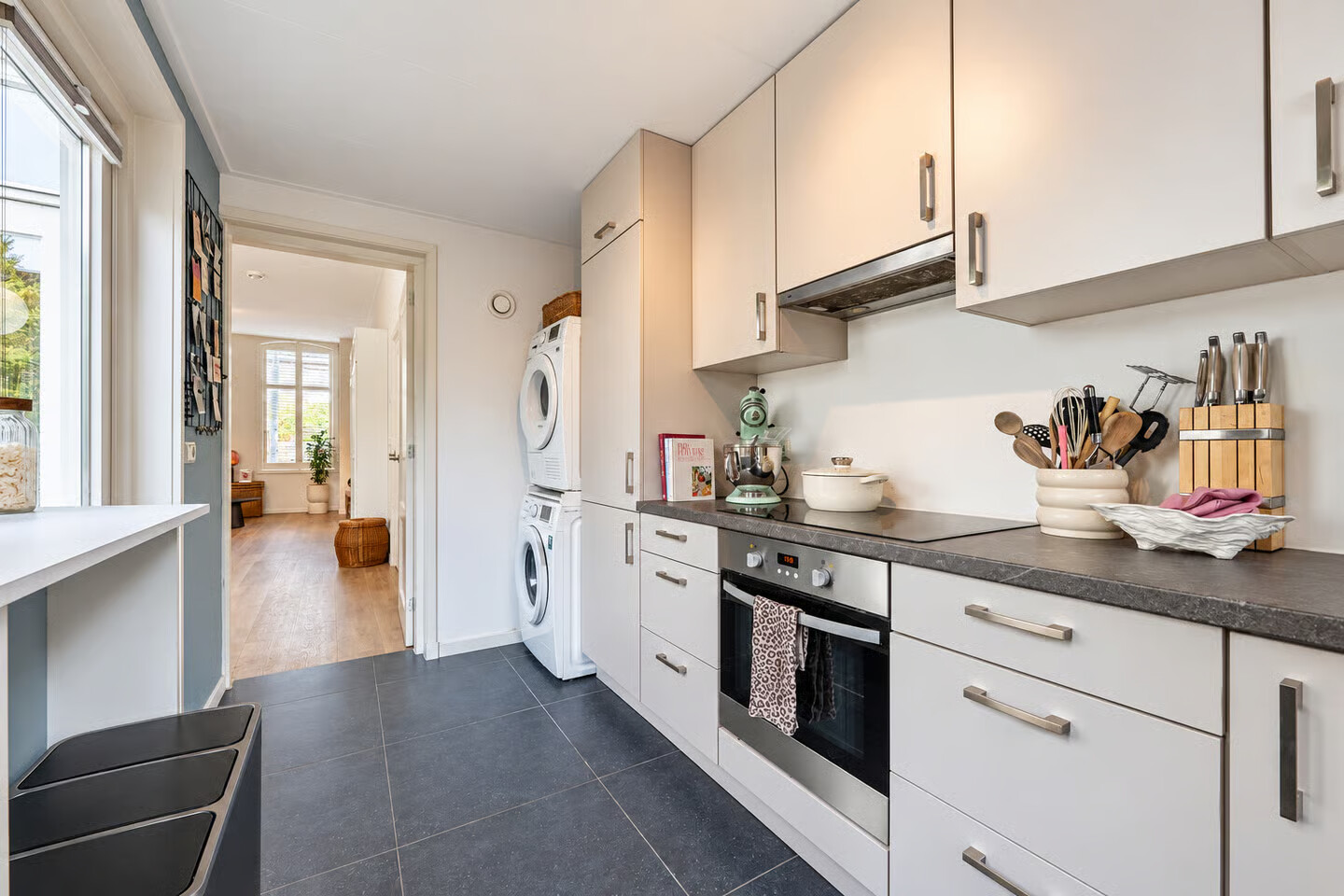 Tussenwoning te koop: Prinses Beatrixlaan 13, Tiel