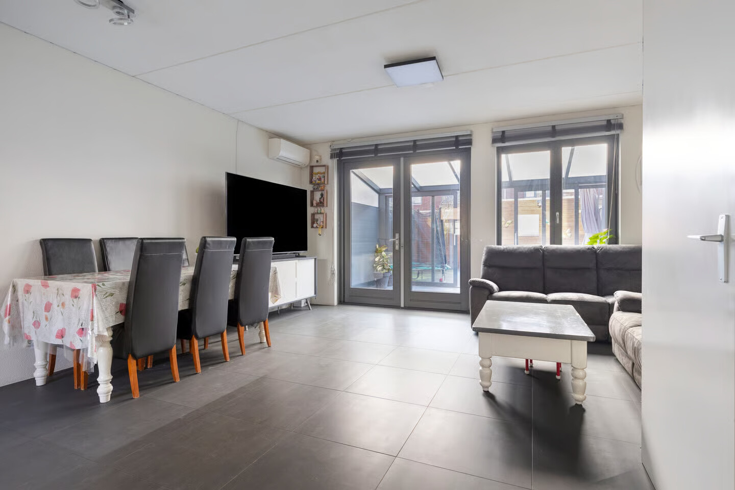 Tussenwoning te koop: Roosjestin 18, Tiel