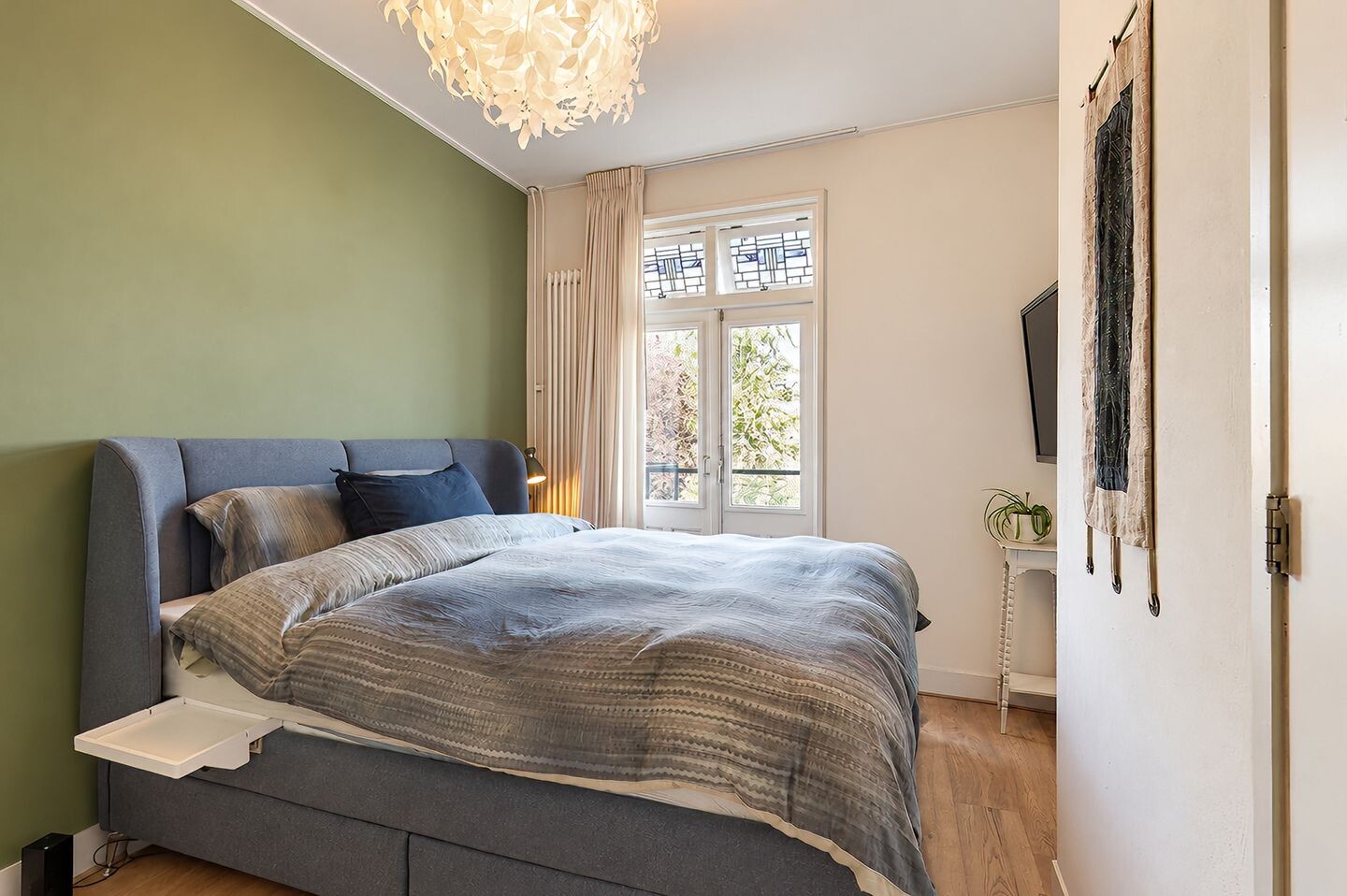 Tussenwoning te koop: Konijnenwal 16, Tiel
