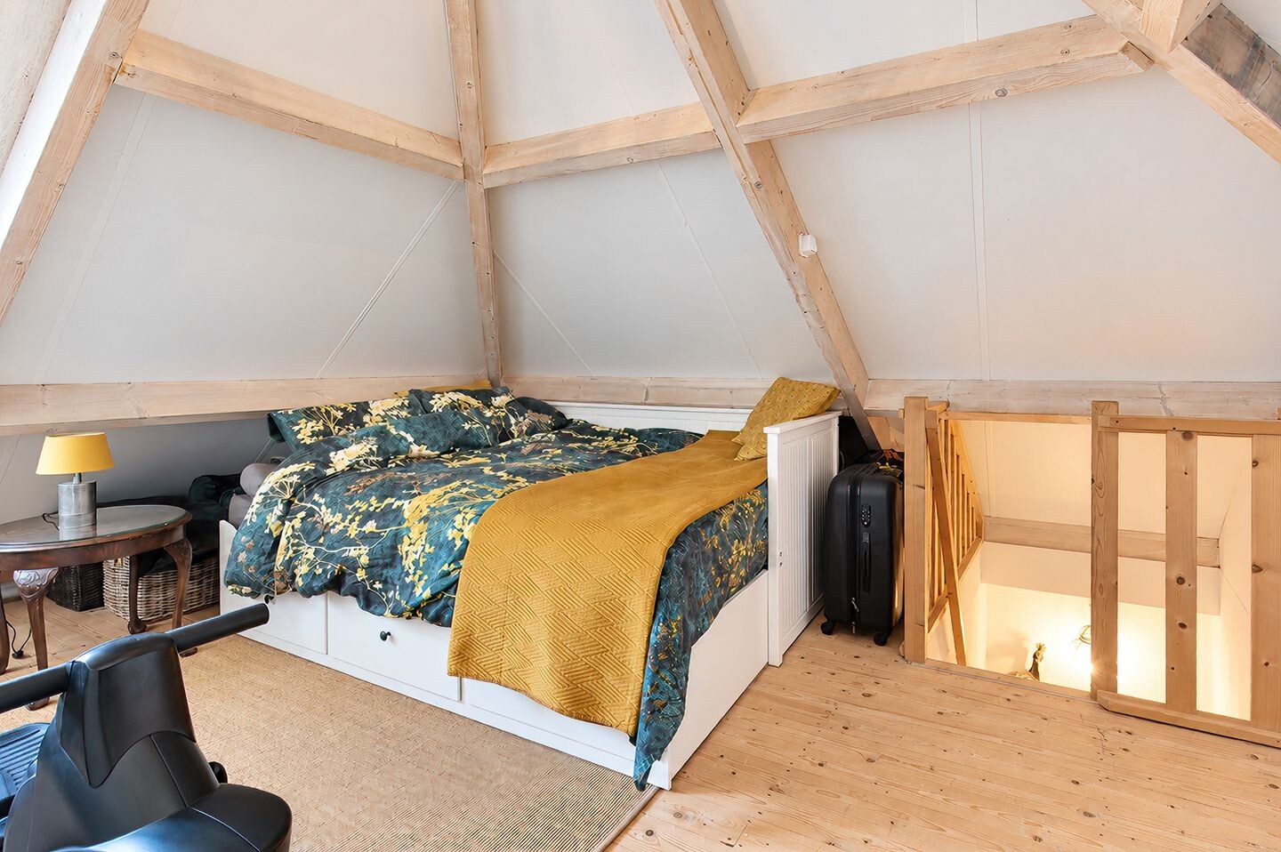 Tussenwoning te koop: Konijnenwal 16, Tiel