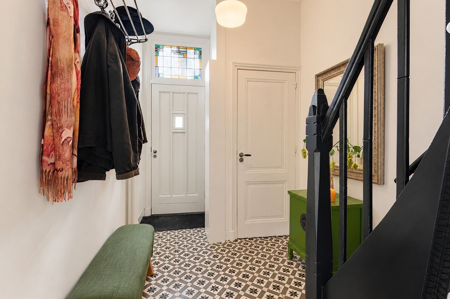 Tussenwoning te koop: Konijnenwal 16, Tiel