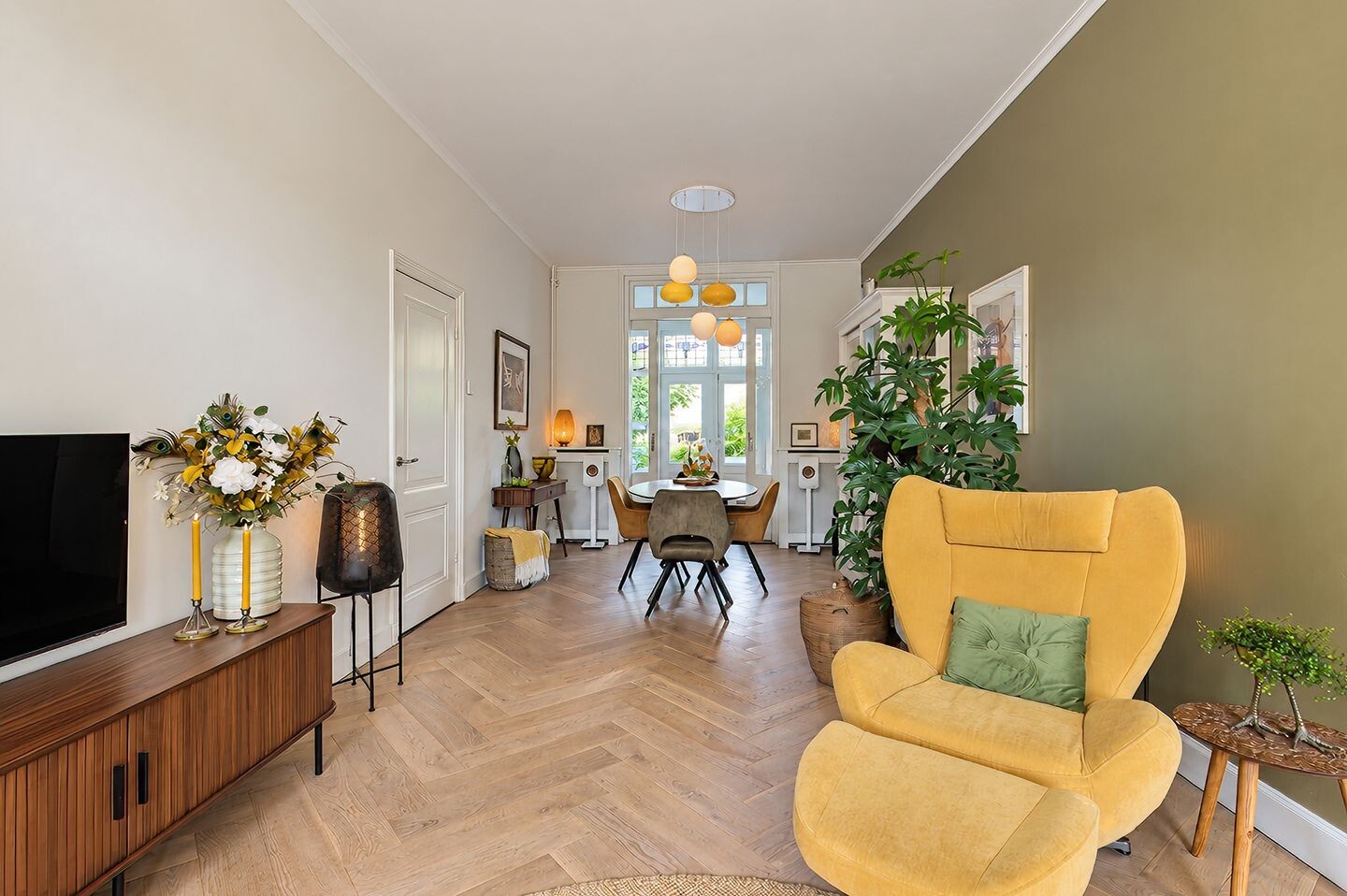 Tussenwoning te koop: Konijnenwal 16, Tiel