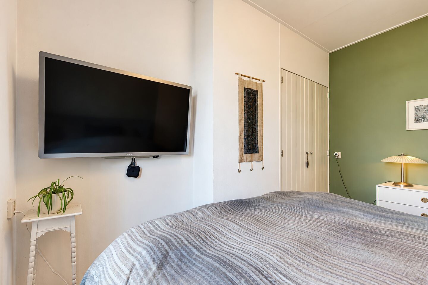 Tussenwoning te koop: Konijnenwal 16, Tiel
