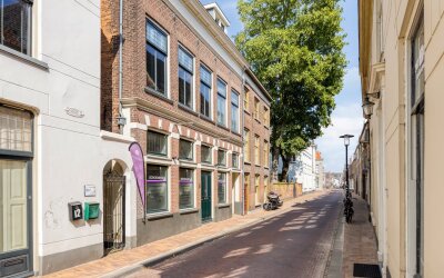 St. Walburgstraat 8-22