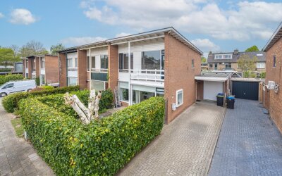 Burgemeester Van den Steenstraat 8
