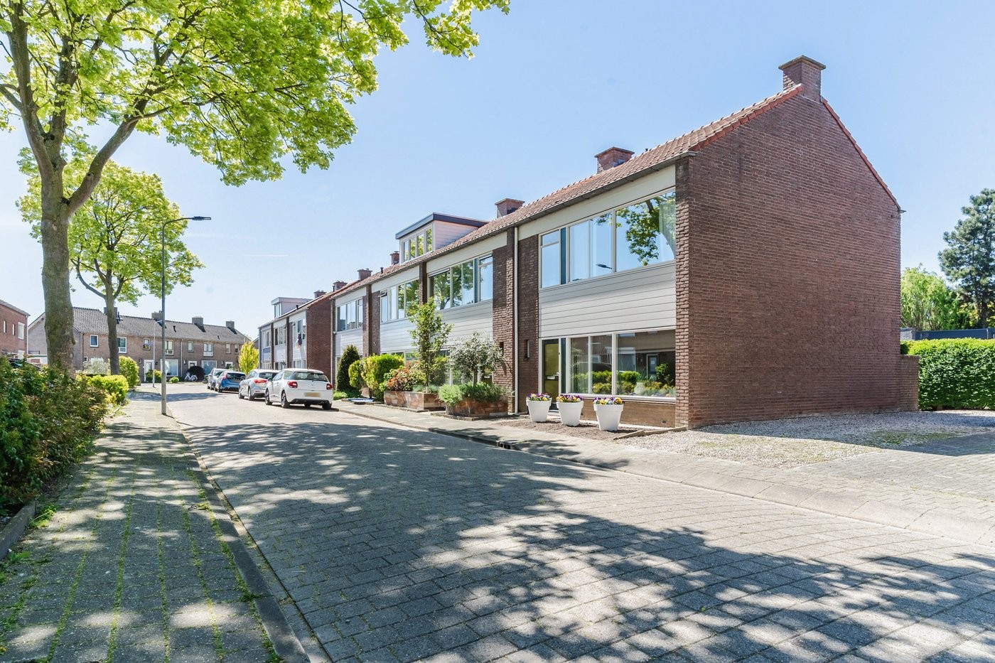 Hoekwoning te koop: Begoniastraat 22, Tiel