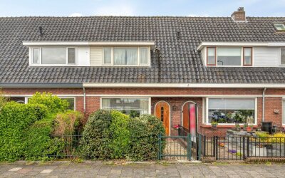J.D. van Leeuwenstraat 20